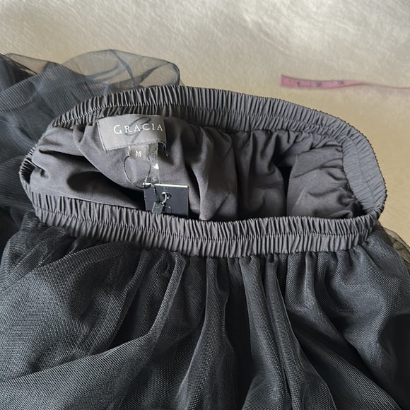 Gracia black tiered tulle maxi skirt - Picture 9 of 9